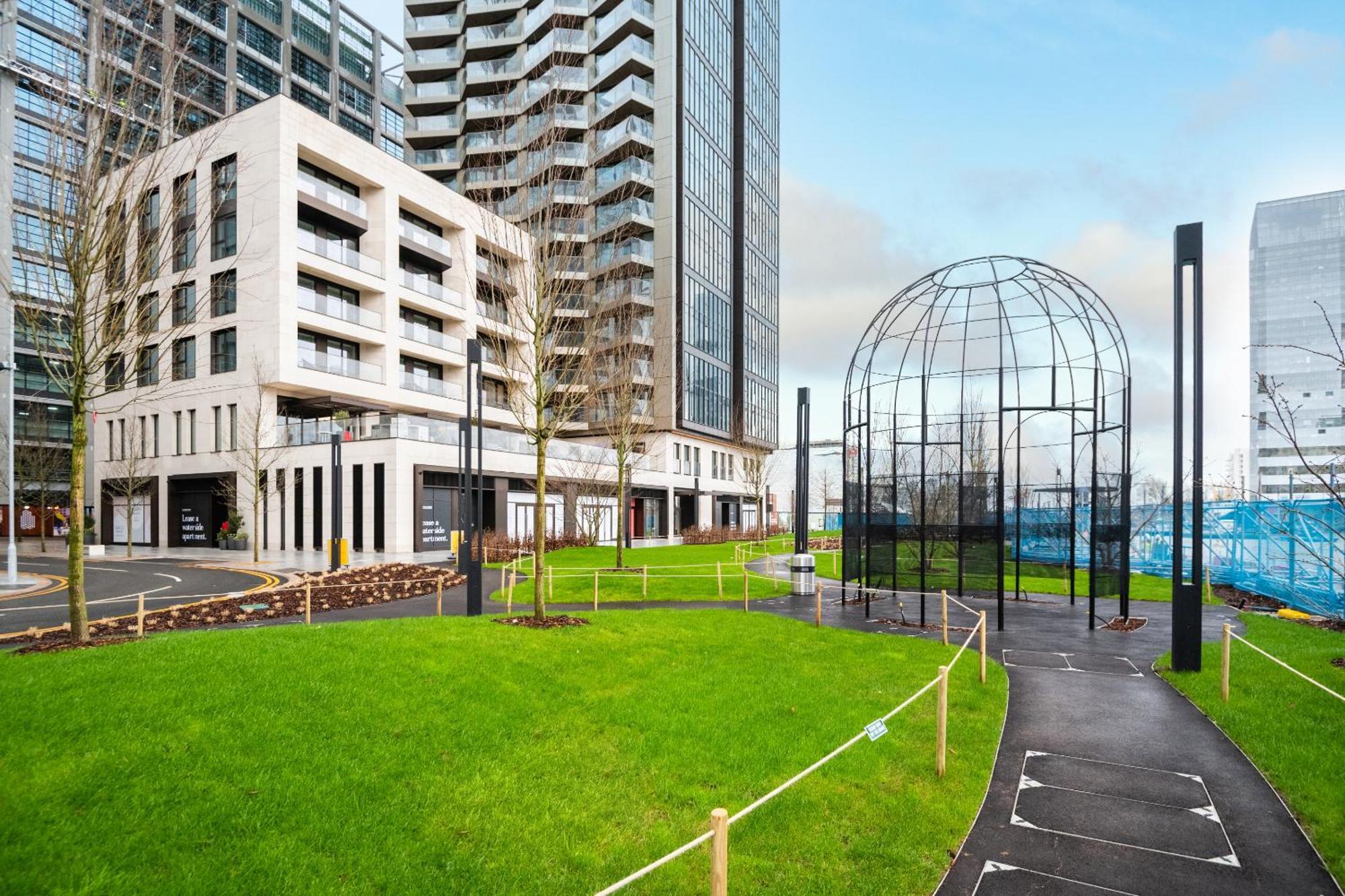 Elegant And Modern Apartments In Canary Wharf Right Next To Thames London Exterior photo