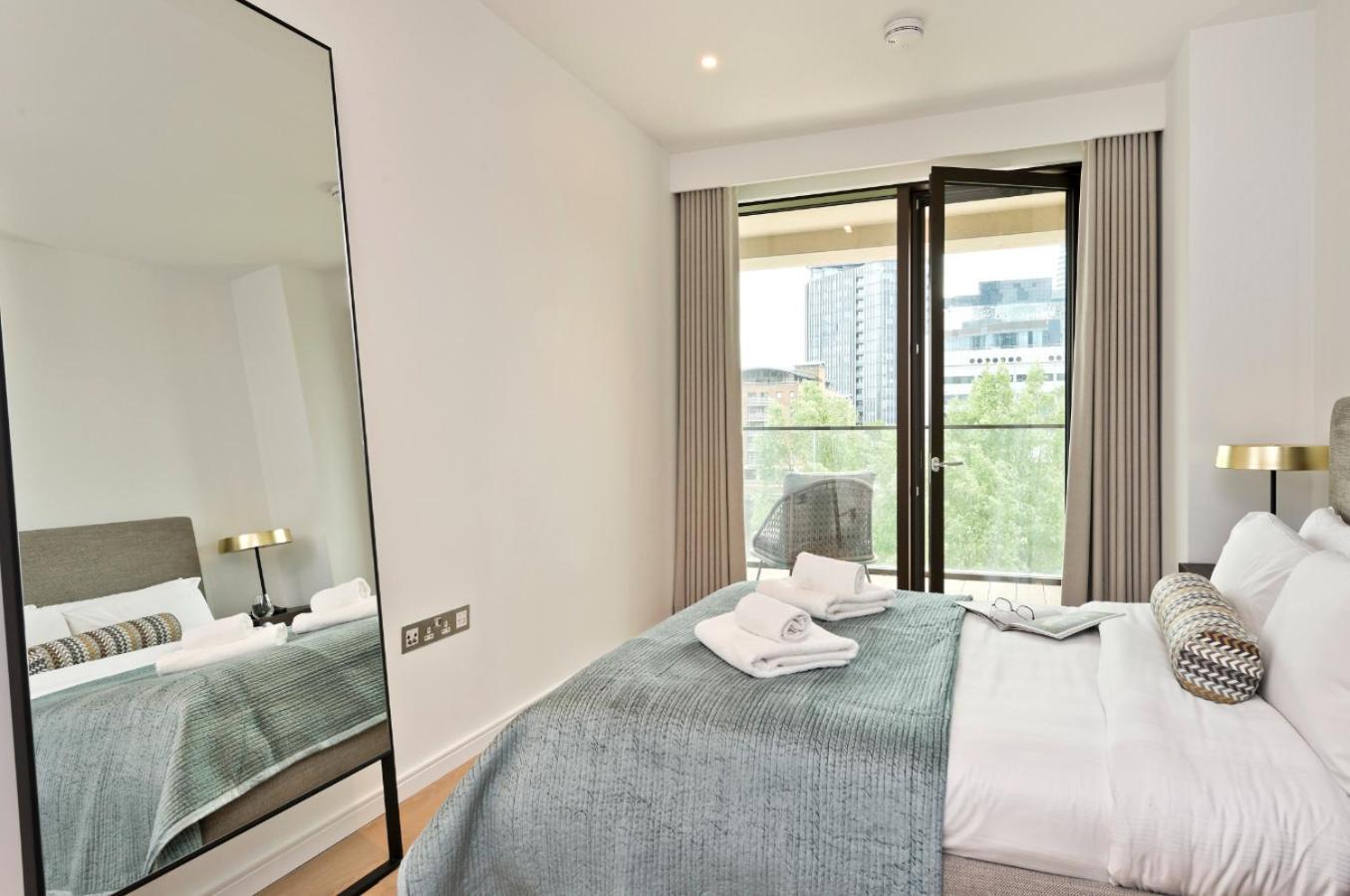 Elegant And Modern Apartments In Canary Wharf Right Next To Thames London Exterior photo