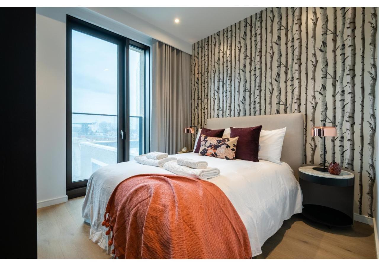 Elegant And Modern Apartments In Canary Wharf Right Next To Thames London Exterior photo